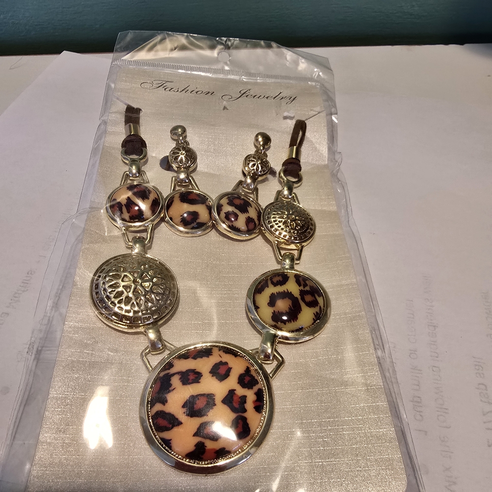 Leopard Print Gold Look Necklace and Earring Set  Fashion Jewelry